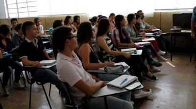 Abiertas inscripciones para que 8 mil jóvenes estudien gratis en más de 30 universidades