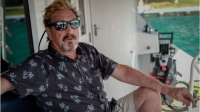 Hallan muerto al creador del antivirus McAfee en su celda en Barcelona