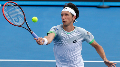 Sergiy Stakhovsky,  el tenista que pasó de vencer a Roger Federer en Wimbledon a custodiar las calles de Kiev