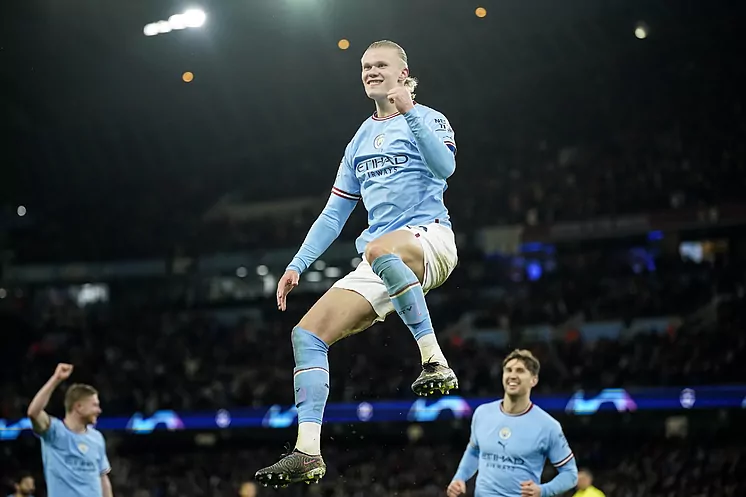 Haaland marca cinco goles ante el Leipzig y lleva al Manchester City a cuartos de final de Champions